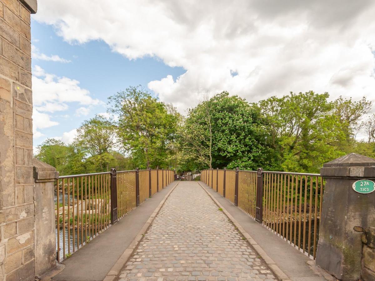 Pass The Keys Couples Haven On The Banks Of The River Aire Leilighet Leeds  Eksteriør bilde